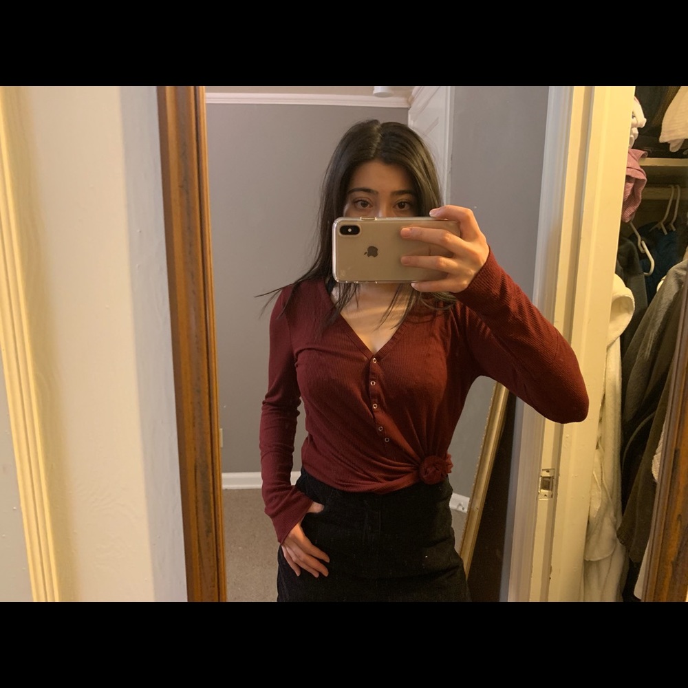 Express red button up top - Picture 2 of 3